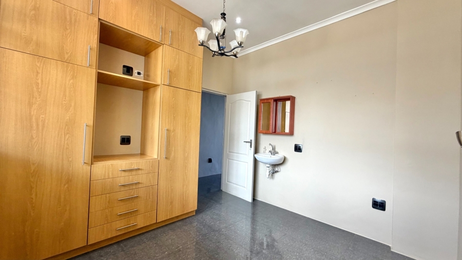 2 Bedroom Property for Sale in Strand Central Western Cape